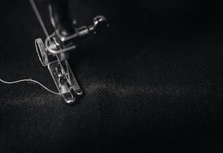皮皮怪携多款缝制设备亮相西南服装机械展，现场签约不断